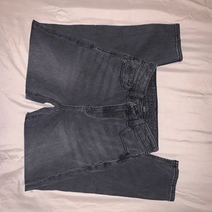 AMERICAN EAGLE STRETCH BLACK MOM JEANS